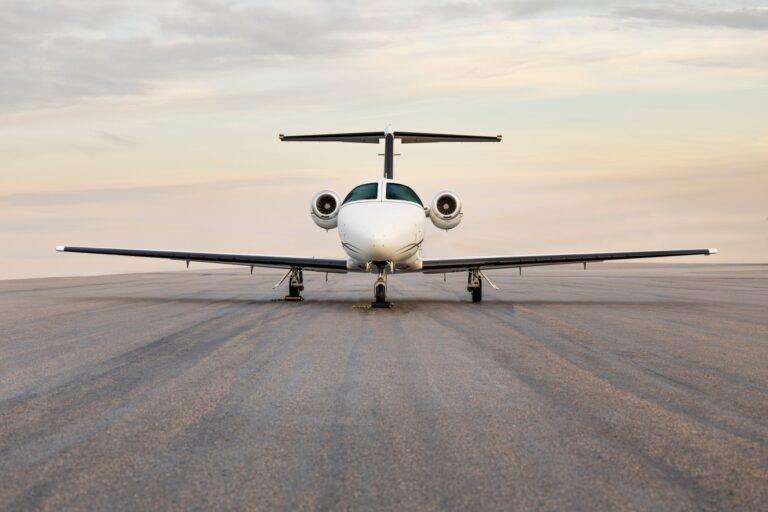 air-new-england-citation-mustang-daytime